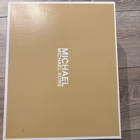 Brand new Michael Kors Cameron women Platform Loafers – Leopard Print 9! - Picture 13 of 13